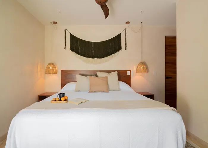 Chic Villa-apartment In Aldea Zama, Private Pool & Security Сasa de vacaciones *